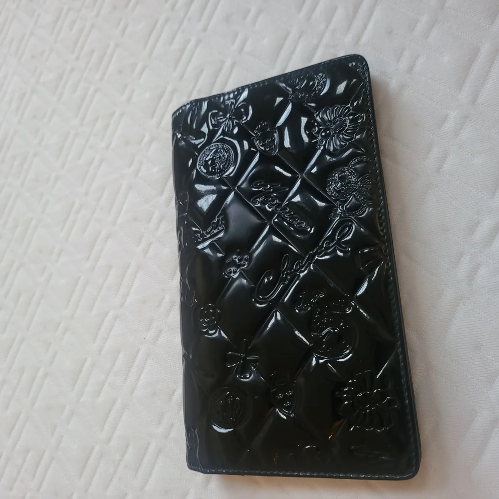 Chanel black mademoiselle Biarritz patent leather large wallet
